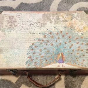 Small decorative case